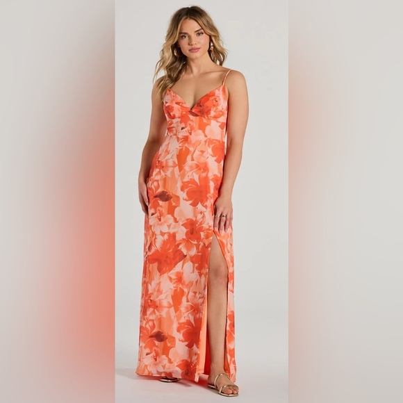 Windsor Dresses & Skirts - Lace-Up Floral Chiffon Maxi Dress Size Medium